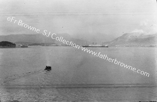 PANORAMA CAPT OF ORONSAY SALUTING ORANIAN